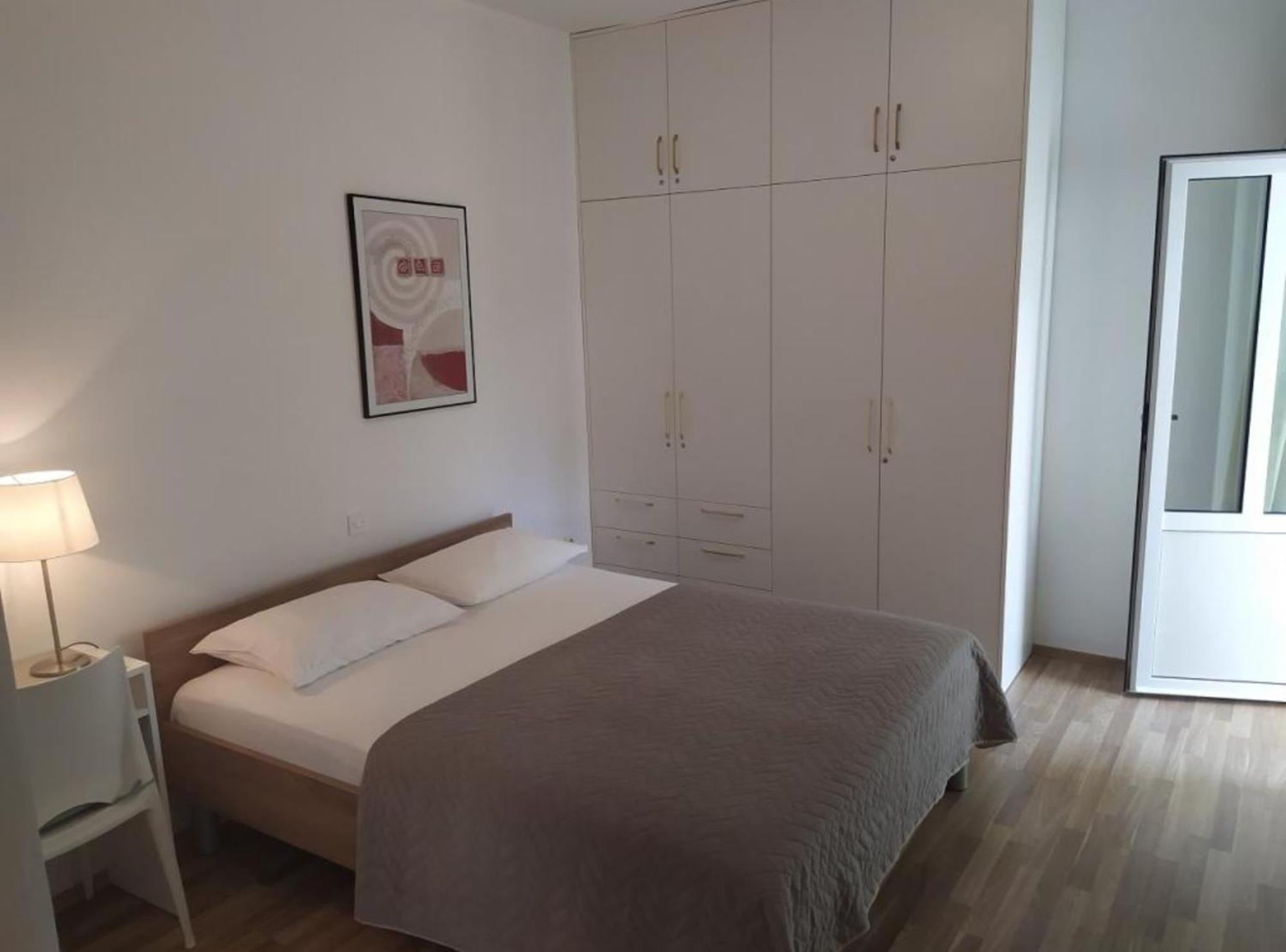 Apartments Roscic Podgora Bagian luar foto